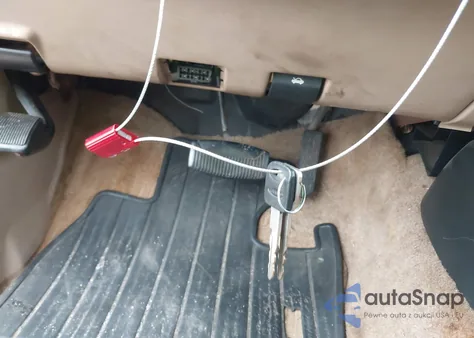 1997 Mazda B4000 Cab Plus z USA, uszkodzony, nr VIN 4F4CR16X4VTM04672